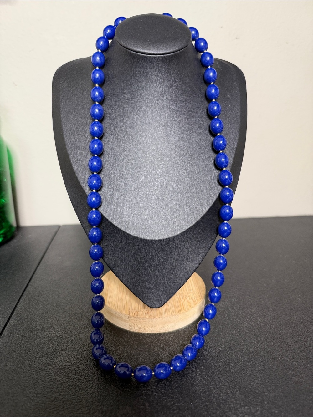 Marvella Acrylic Patent 50’s-70’s Elegant Round Bead Necklace Lapis Blue